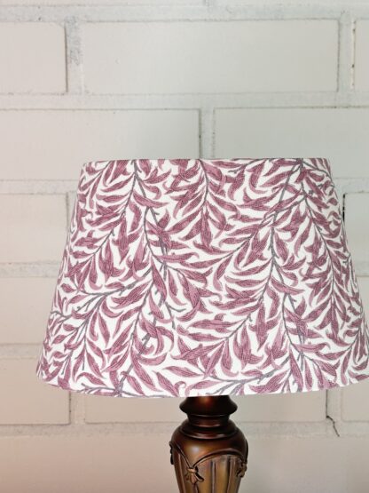 Varjostin Anna soikea William Morris roosa